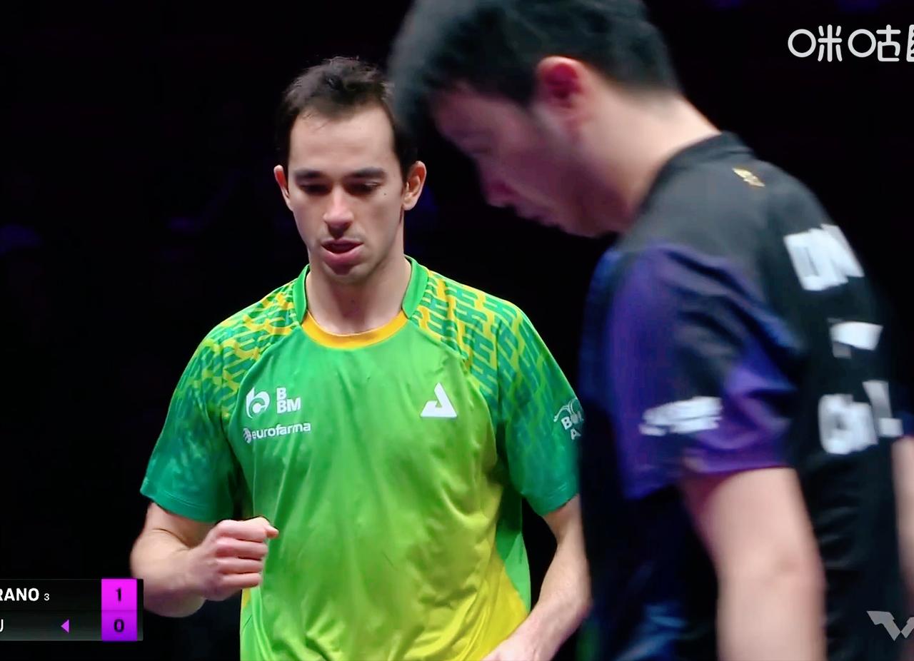 坏了！陈垣宇要输给雨果吗?第一局刚上来，两人打在打正手短，2:2平后，