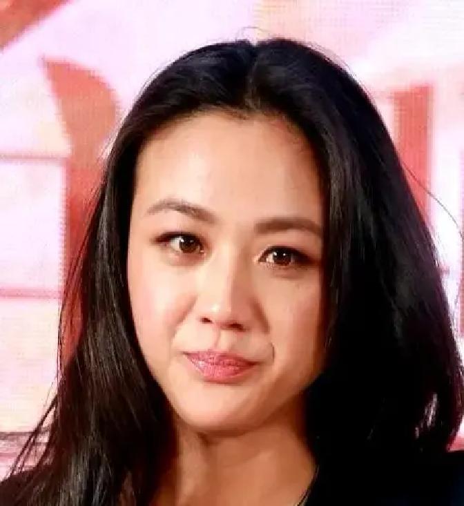 17年后，《色戒》4K版又回戛纳。镜头把汤唯后背的冷汗、眼里的惊恐放大得清清楚楚