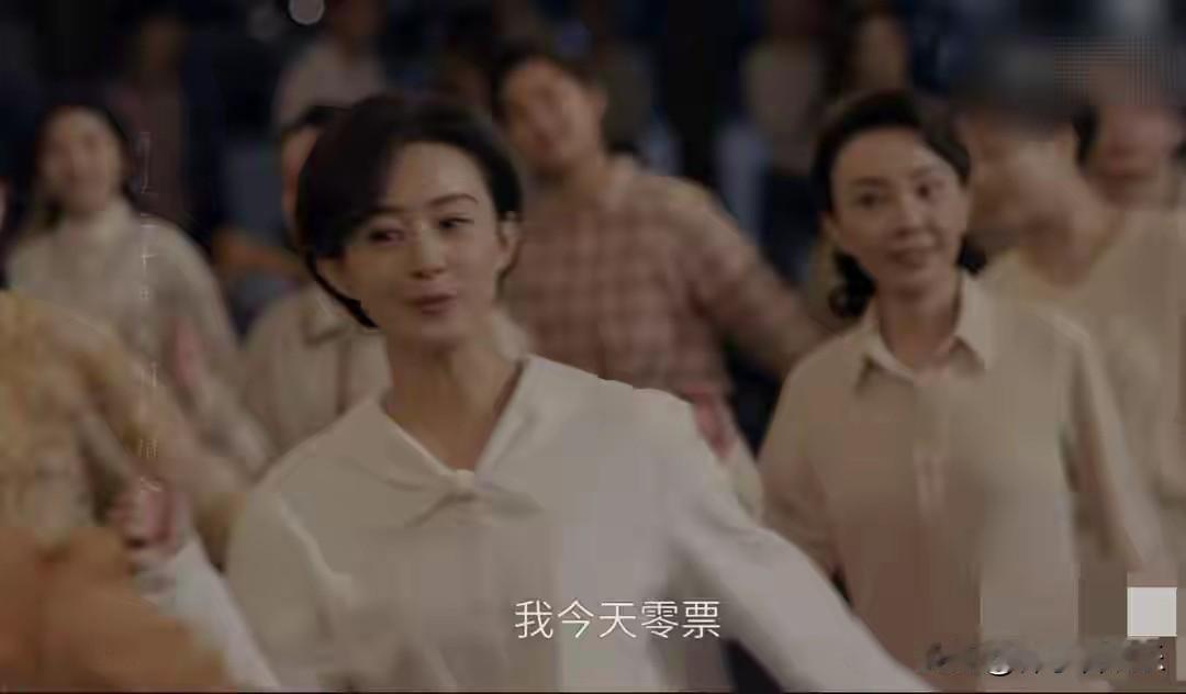 在影视界，导演选角往往是一场寻找灵魂契合的旅程。导演孙皓在筹备《小城大事》时，便