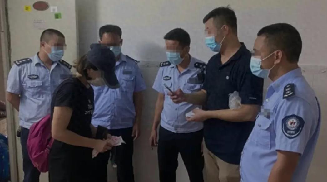 辽宁灯塔，女子和丈夫租了一套房，和房东仅一墙之隔，房东以送东西，查看水管为由，趁