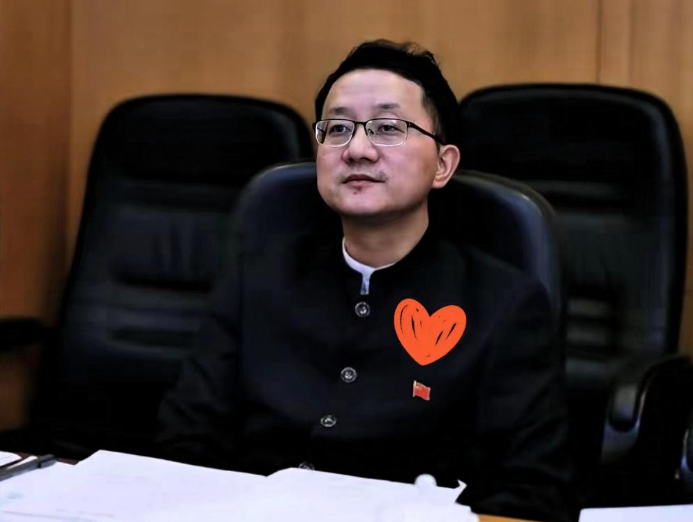 因双手插兜让日媒坐立难安的刘司长，一查才知道，原来就涉华问题对日交涉的时候他