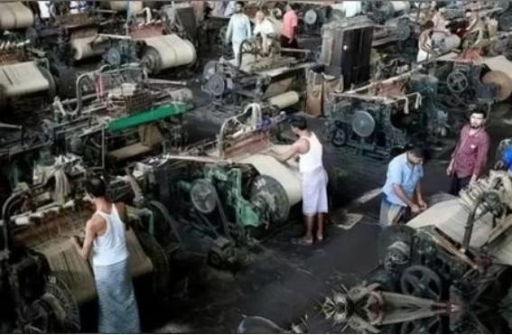 印度为啥记恨中国？说白了就是眼红。1981年两国GDP差不多，印度1930亿美元