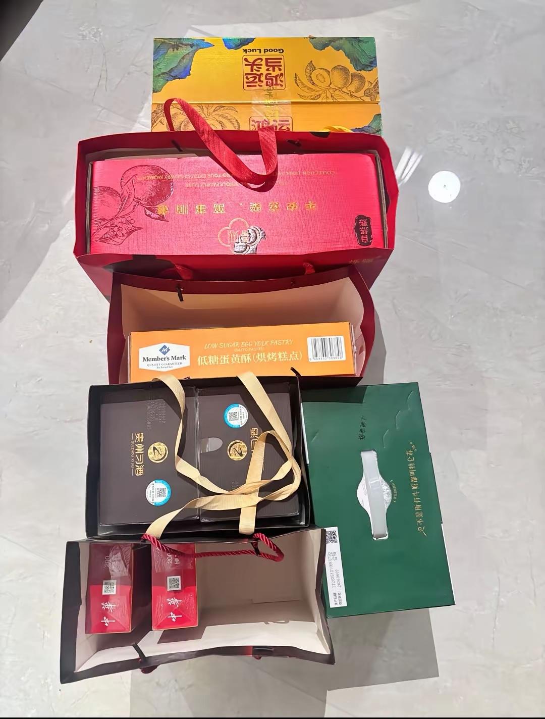 第一次去女朋友家，就这档次能搞定老丈人吗？