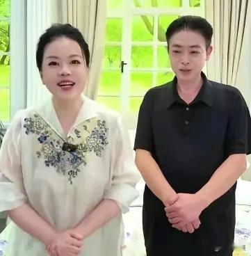 许敏这状态是越来越好了，在带货时对节奏的把握是越来越稳！两个人站在一起是相当