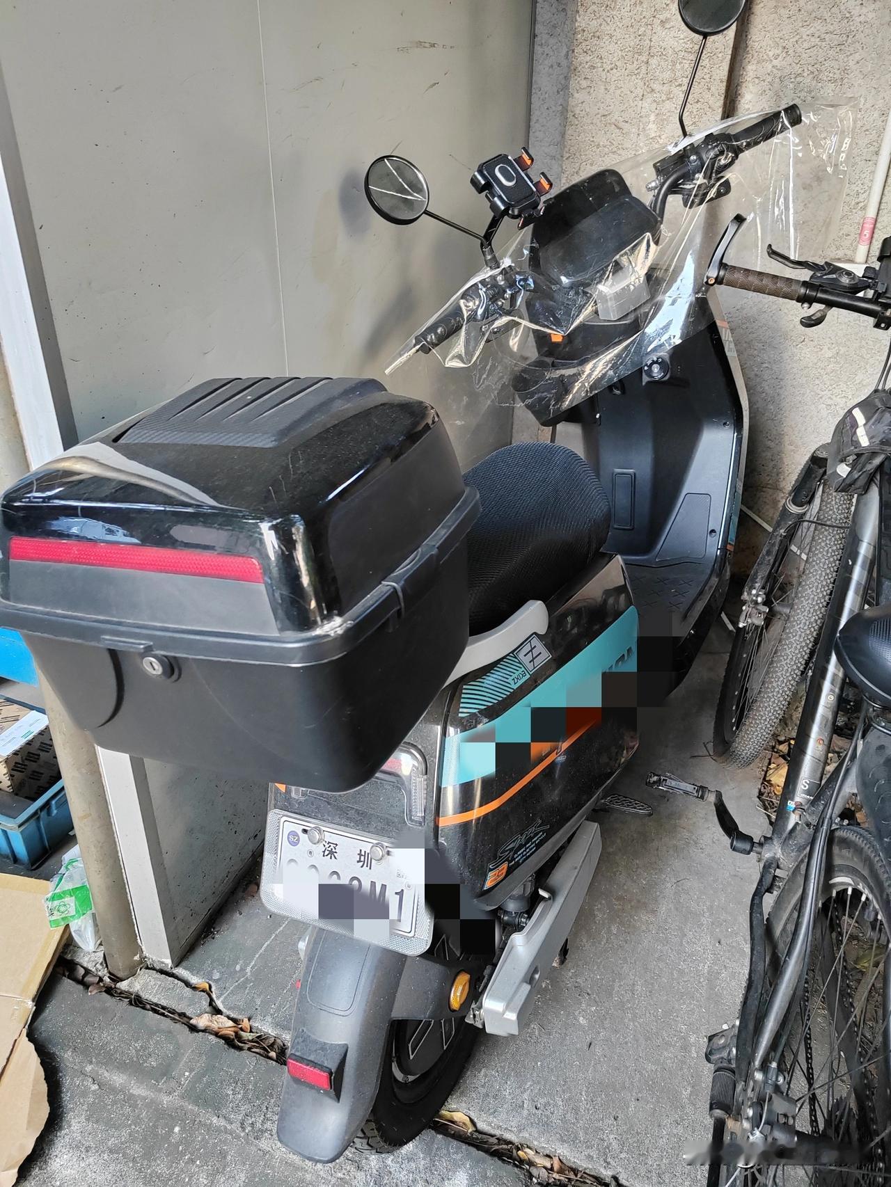 奉劝大家买电动车，千万不要买便宜的小牌子，我就是图便宜花了两千多买了一辆，结果还