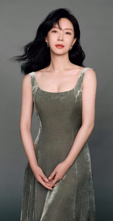 2011年，陈数下嫁二婚钢琴家<em>赵胤胤</em>，婚后11年不生子，董卿问：不打算要一个自己