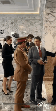 白俄罗斯的美女身材挺棒，楚楚动人，个个都是模特级的，以前对这个国家不是很了解，对