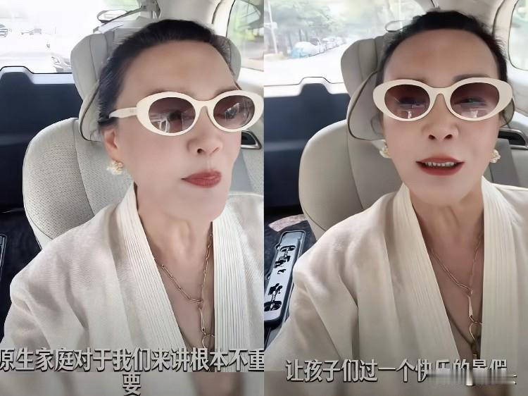 兰姐这回说话温和多了，跟去年那股急吼吼的劲儿完全不一样。以前带着小玥儿姐弟到处