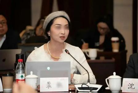 要长鸣警钟！大学是什么地方，是给咱们国家培养下一代骨干的阵地，不是拿来随便灌输