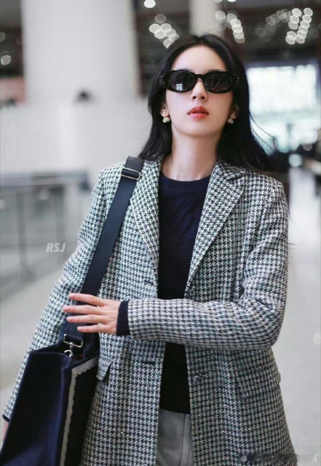 王楚然周也要去Dior时装周了