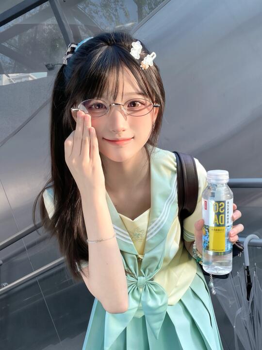 壁垒落川原创社！种草机并不是免费的软柿子