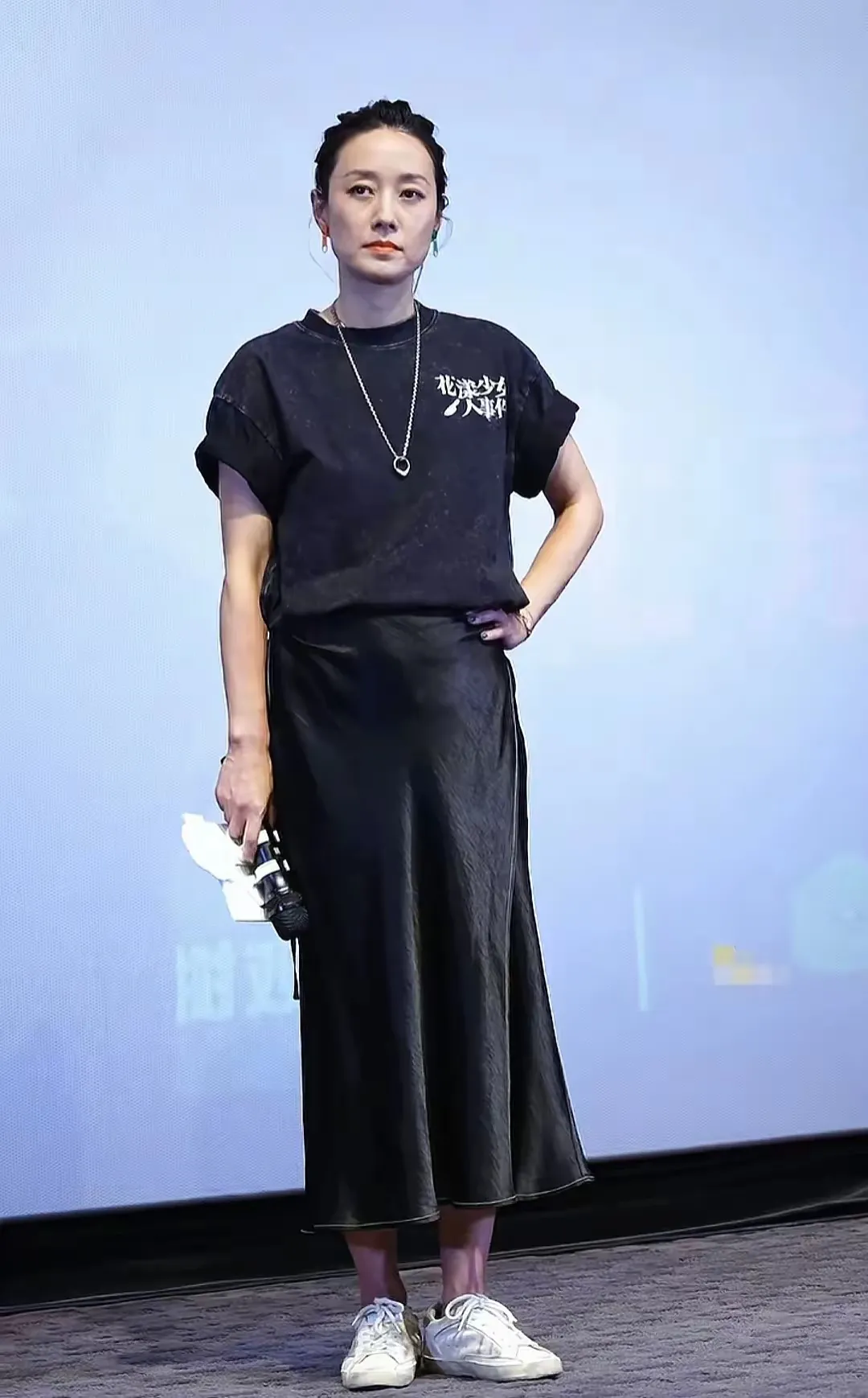 看了马伊琍小肚子的照片我默默做了一个决定不是要去医美，也不是要去减肥，而是有