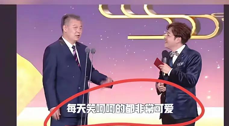 莎莎估计昨晚做梦被惊醒了李爷爷参加华人盛典说莎莎很可爱，但很难对付是个刺