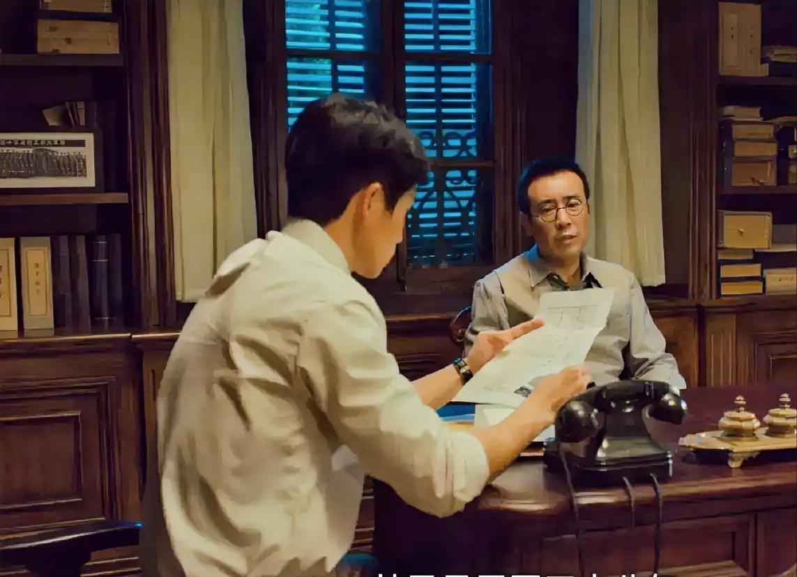 《沉默的荣耀》林义良成功被救，交通线恢复如常，黎晴终于看到了哥哥的绝笔信，加入聂