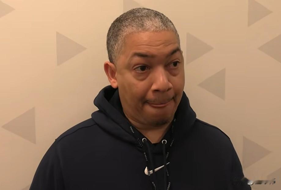 鲈鱼很懂！泰伦卢谈伦纳德：“现在伦纳德是我们的依靠。”“把球给他。”