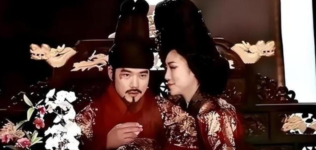 朝鲜第一妖女！宴会上与国王当众行事，堪称转世妲己。1506年，朝鲜国内一个女人将