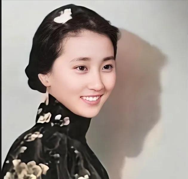 1969年，钱学森父亲病逝，临终前留下遗嘱：把3000元遗产都交给女儿钱月华。可