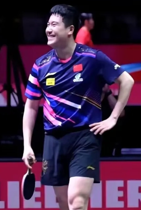 以前不知道为什么陈梦被黑，看过她的几次采访后就知道了！后来大家黑石头，有“正义