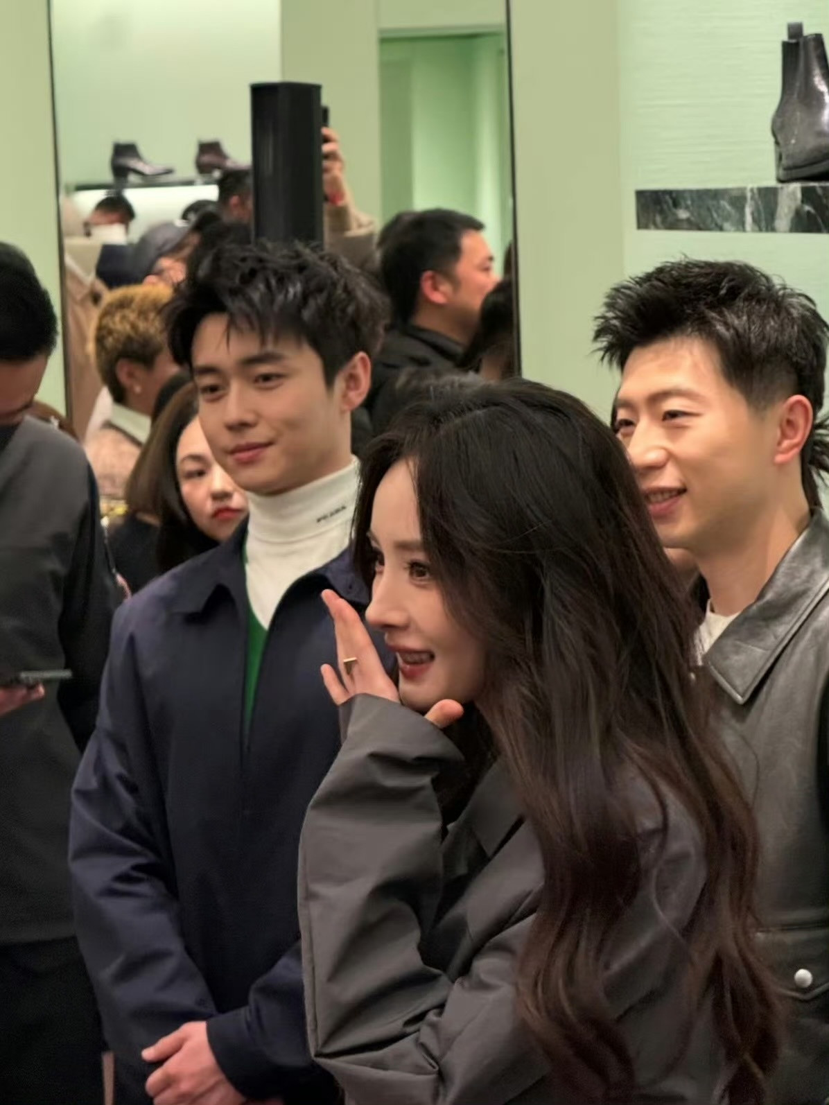 天呐杨幂状态太好了吧，咱就说谁看了不心动～