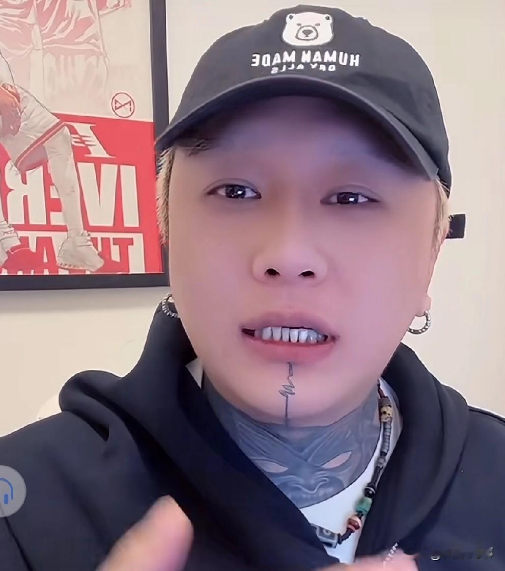 方丈透露王小源合同到期随时来ks开播，直播能力只认可王小源二驴！