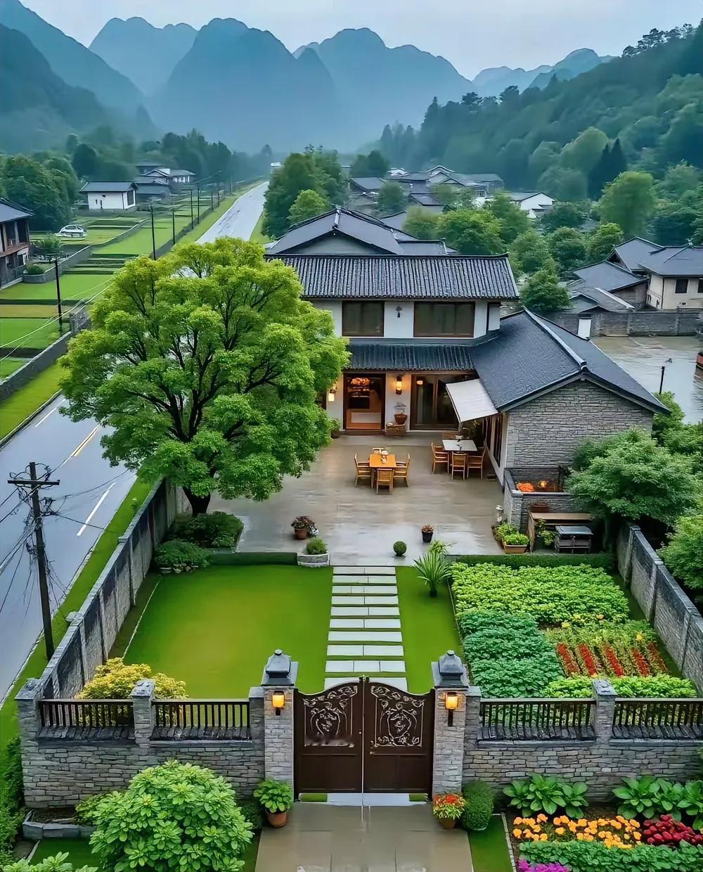 投资每年高股息且稳健经营的优质企业，就好比你拥有一栋每年收取租金的楼房。都知