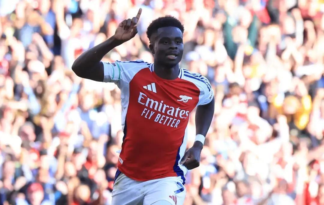 只剩3轮，曼城先崩了？阿森纳伤员全回，对手却倒一片。哈兰德刚合练，罗德里替