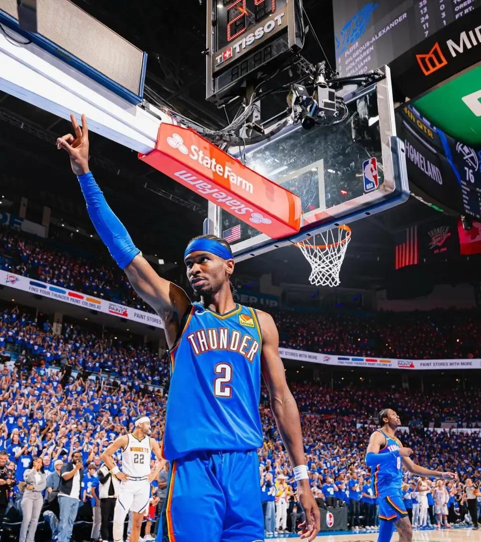 不出意外，NBA新赛季常规赛MVP只会在这5名球诞生！5.字母哥如今的雄鹿队
