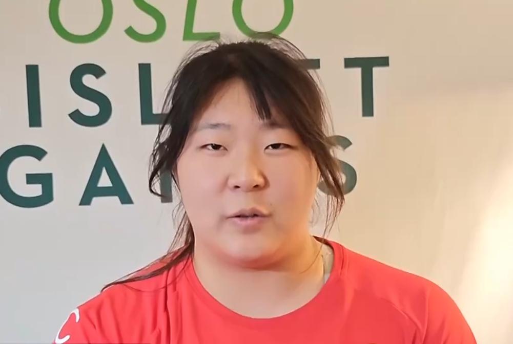 不世出的天才啊！严子怡出道即巅峰，刘翔都不能比。5月23日，中国年轻的标枪选手