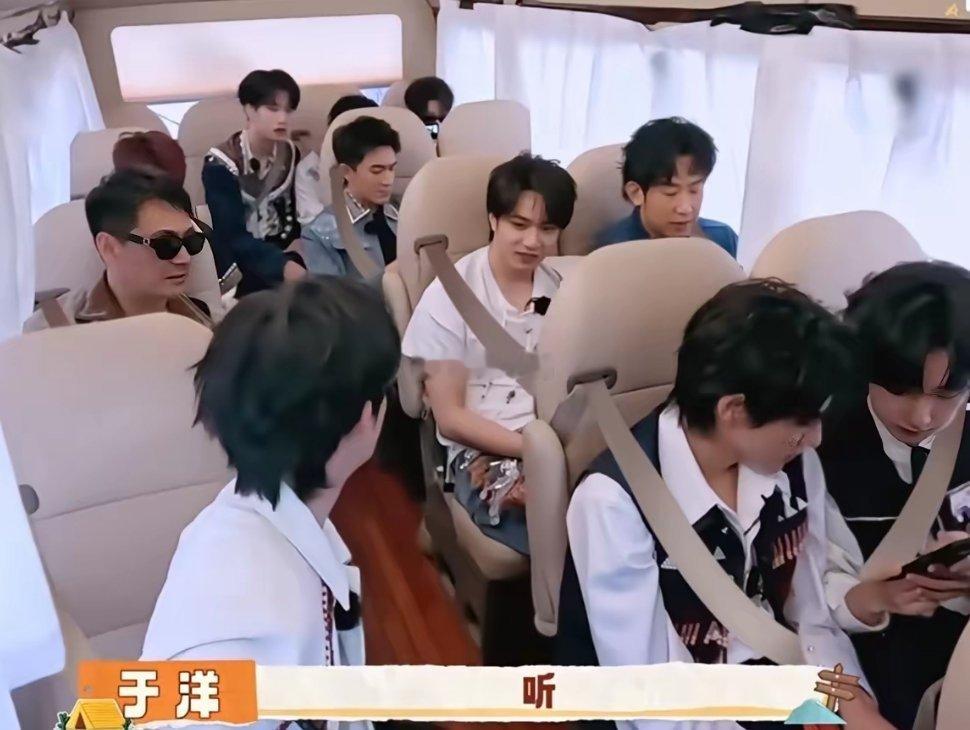 才发现这一车安全带是p上去的