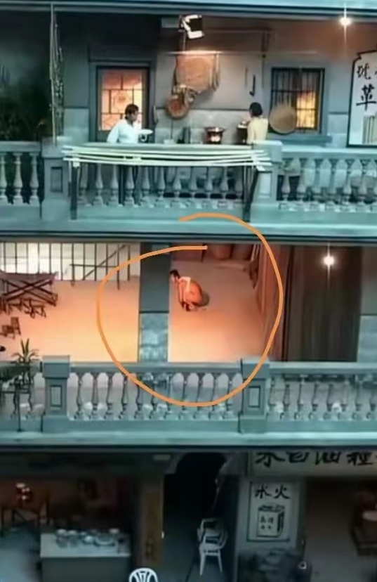 电影《功夫》里面有这个画面？​​​
