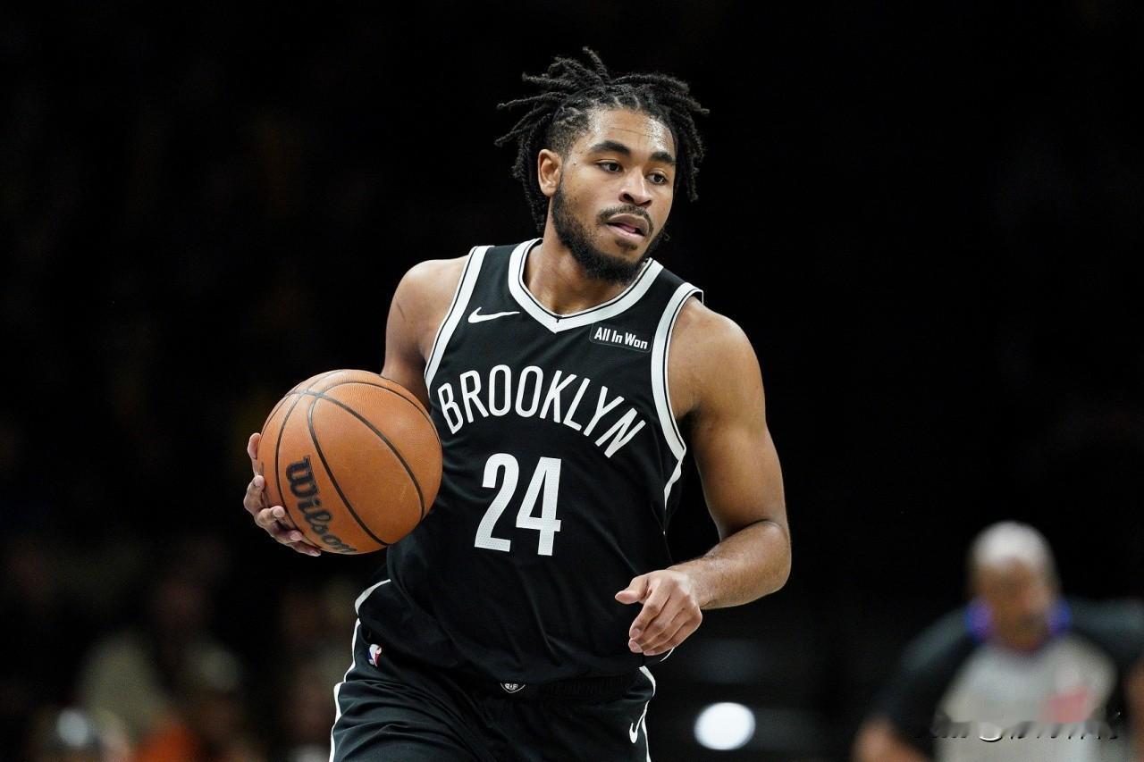 托马斯，戈登和朗佐鲍尔3名被裁的后卫，火箭试着争取一个吧！1、托马斯——被篮