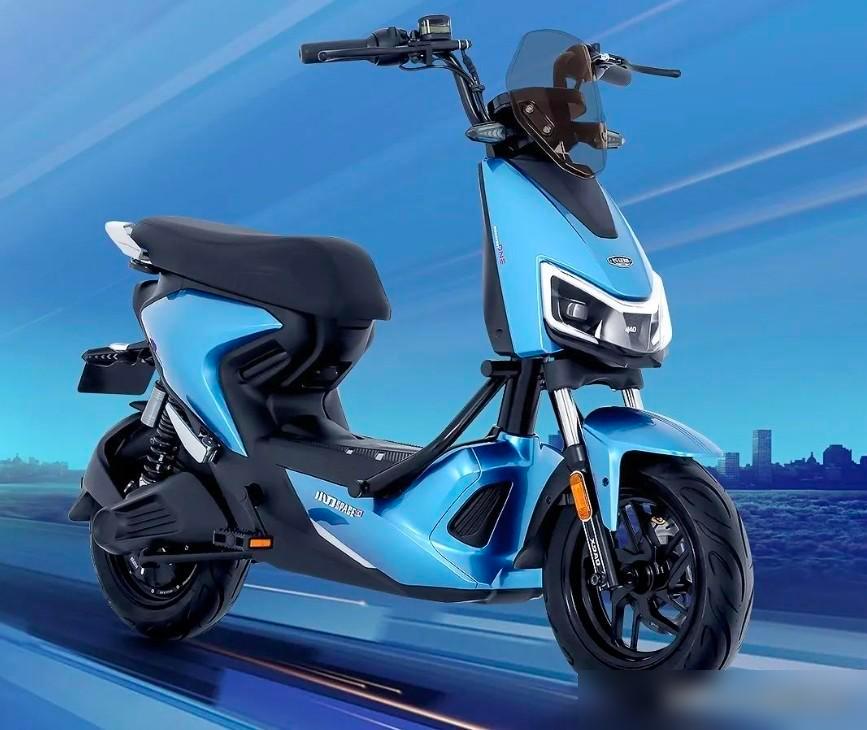 妹妹想给她的女儿买一台电动车，预算3000左右，要新国标、续航100里、不用驾照