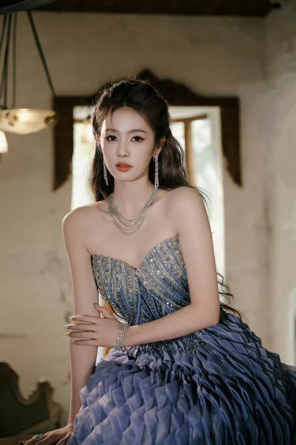 白鹿第二套白鹿美神美神驾到，凡人闪开！白梦妍真的太美了🤩​​​