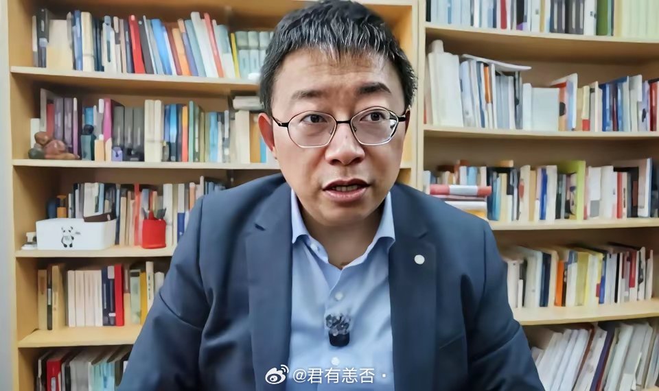 沈逸：为什么岛内的人对于我说的观点反应这么激烈呢？我觉得我的论述并不稀奇啊。在大