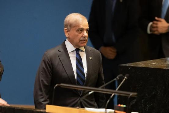 黎巴嫩停火实锤了，苦熬一个多月，老百姓终于能睡个安稳觉了，巴基斯坦总理夏巴兹4月