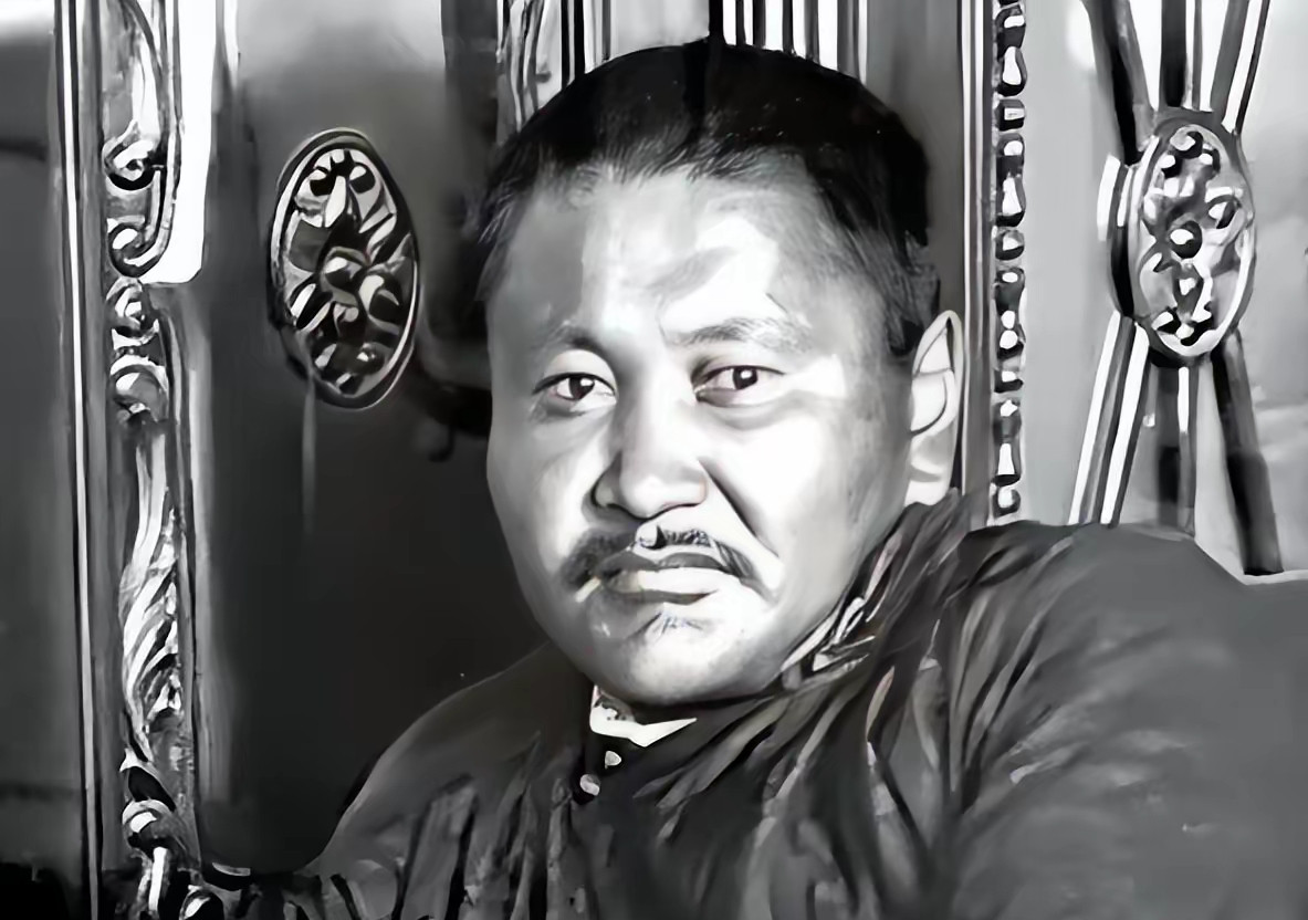1935年莫斯科酒会，发生了一件震惊整个苏蒙政坛的事：蒙古总理根登当众怒扇斯大林