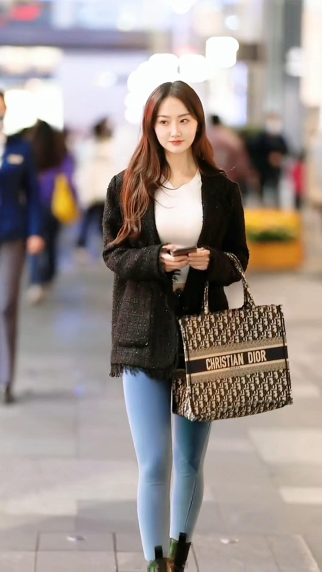 【成都街拍】晚安🌙🌙🌙丨摄影拍照每日穿搭