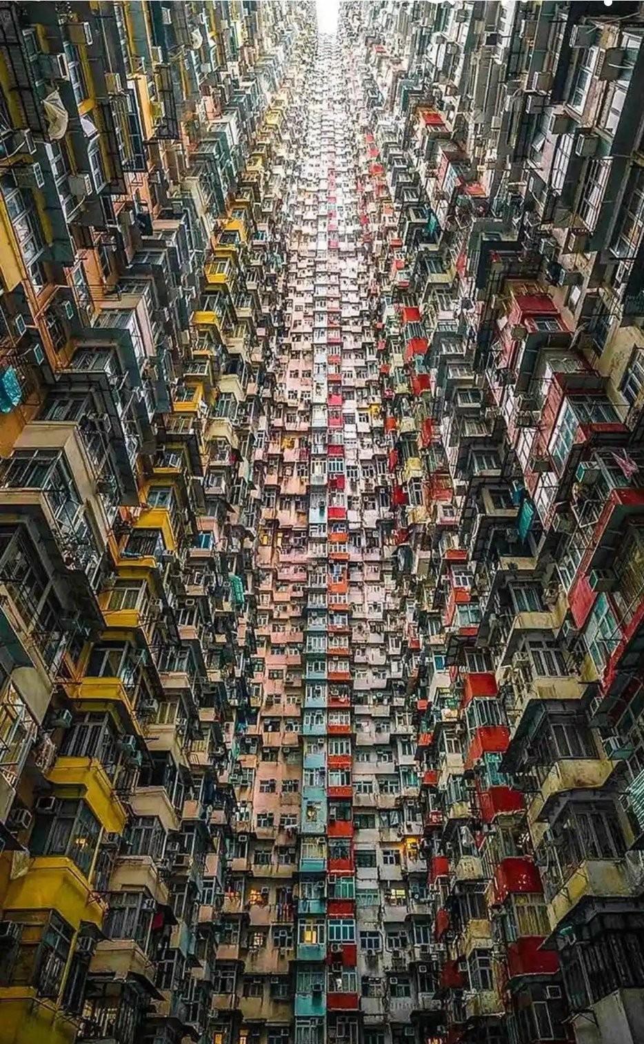 当下中国数学难以逃脱的痼疾：微积分“困局”。微积分没啥大用，它与科技也没有关系