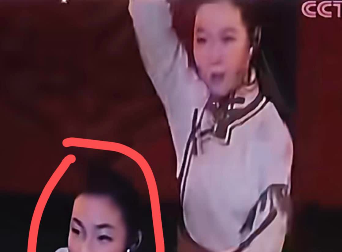 那尔那茜15岁时候，就火了！2005年，这位尊贵的蒙古公主，和吉祥三宝的