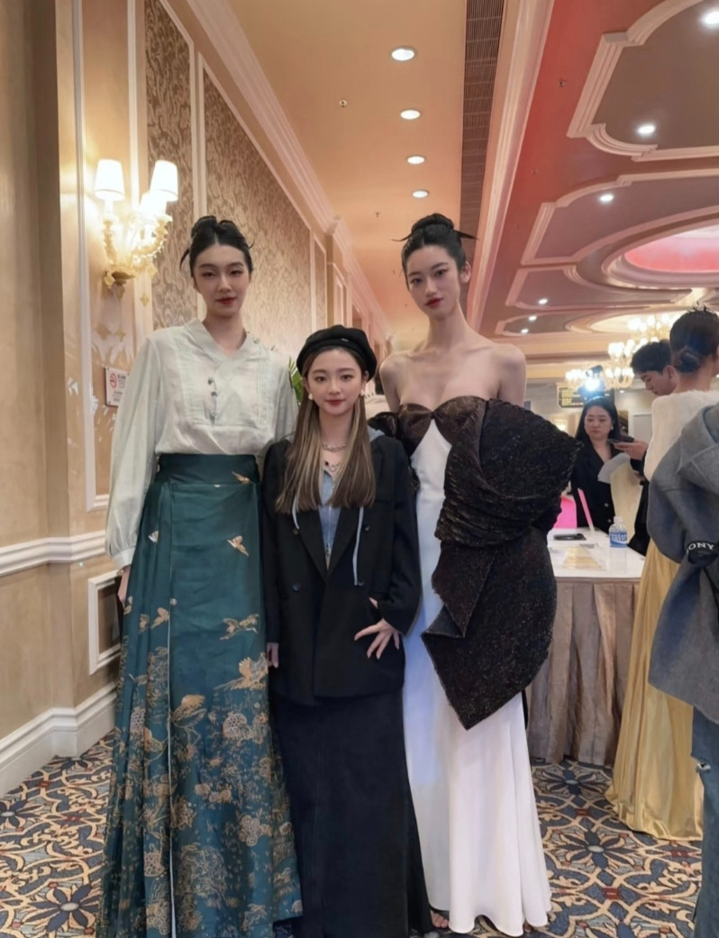 你信吗？一个女孩子即使长得再美，但是如果个子太矮，怎么也不会成为大美女的，只能