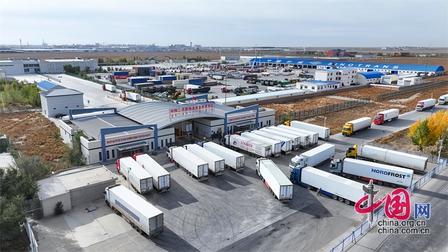 内蒙古自贸区（呼和浩特片区）揭牌。核心：76平方公里片区，定位向北开放、新能源、