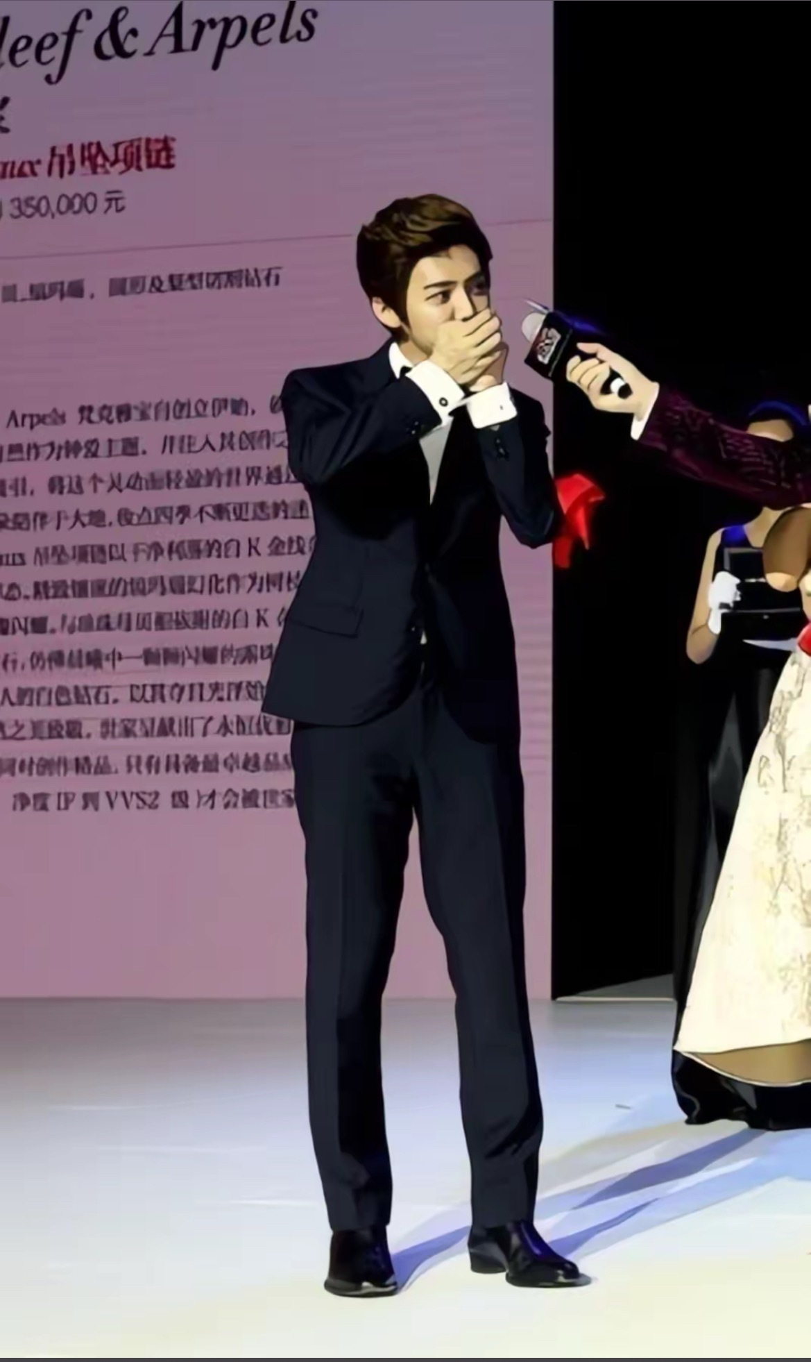 那时还是一枚热衷展示鸭子叫的宝宝