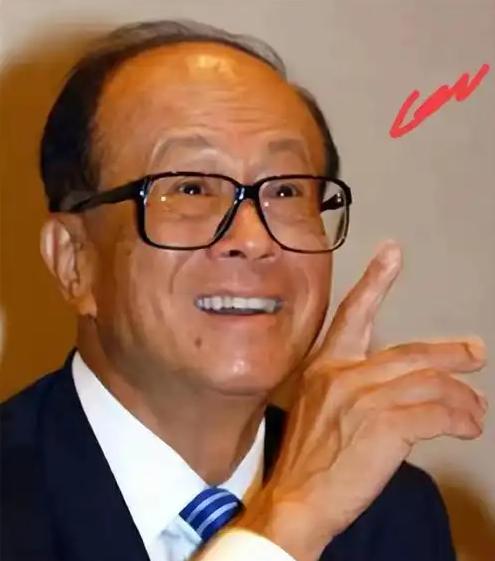 第一个提出海南封关的人是谁？早在20世纪80年代初，李嘉诚在考察海南时，在海