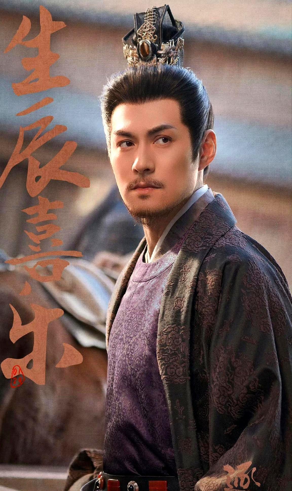 严屹宽现在的戏路，比黄晓明演霸总还离谱。早年是天涯四美公认的古装建模脸，《