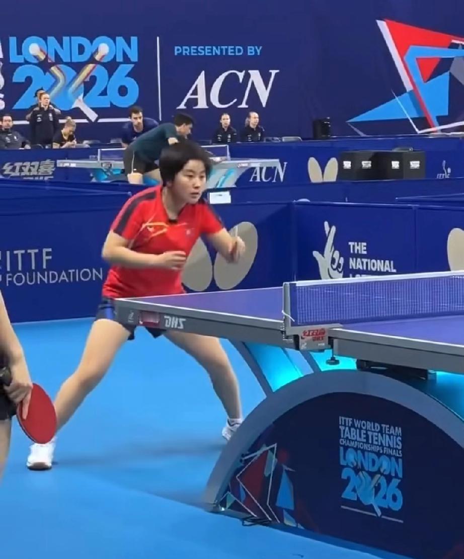 金琴英已经到达伦敦，开始训练了！这次朝鲜神秘之师要玩把大的自印度亚锦赛上看过