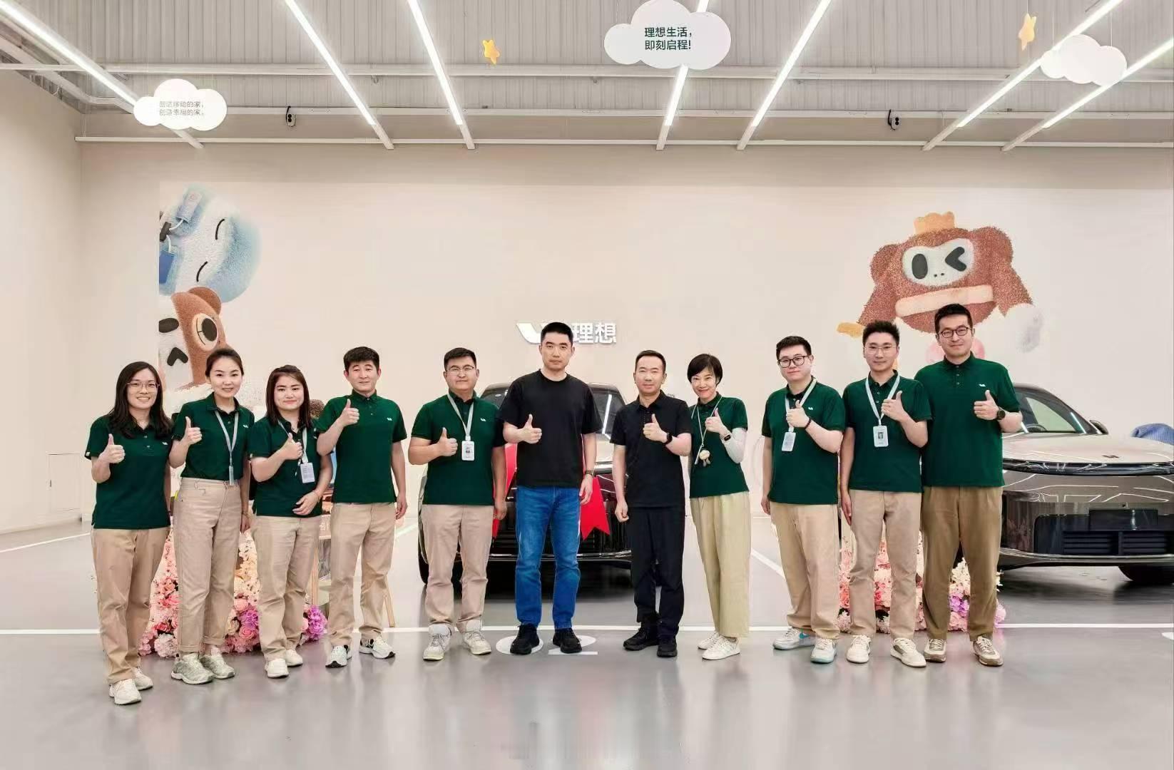 恭喜想哥喜提新车！👏👏全新一代理想l9