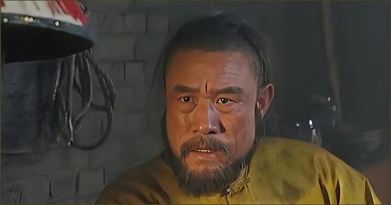年羹尧杀了雍正派去的十个御前侍卫里八个，连个招呼都没往北京打网上一直流传着一