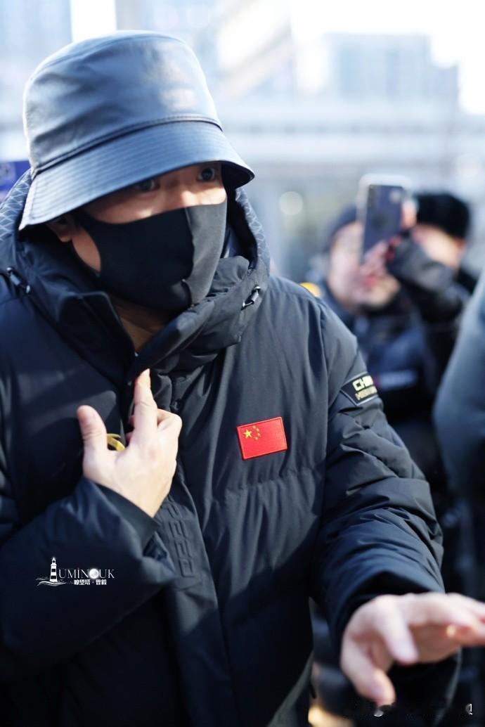 春晚终于进步了，不再因为舆论就把好演员拒之门外。记得上个猴年，全国人民都希望