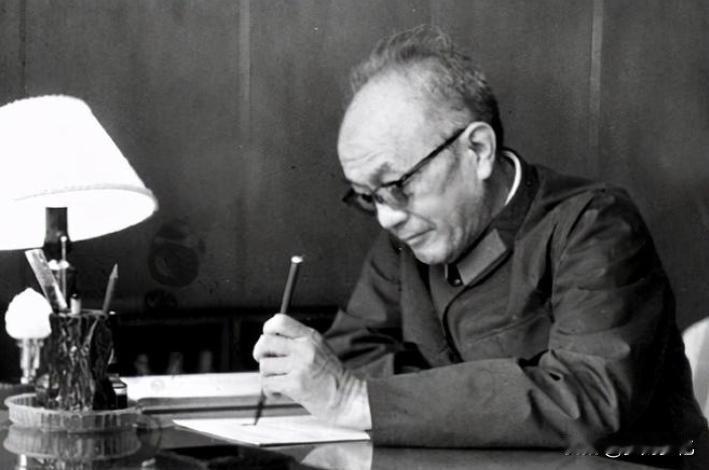 胆大包天！41年黄克诚越级上书，直言新四军指挥有问题，再不管部队就打光了！