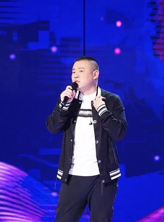 如果岳云鹏开演唱会，不出意外，这4位大咖一定会去1、师父——郭德纲2、铁
